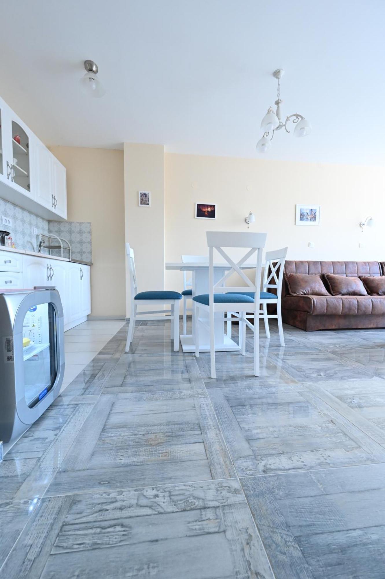 Smestaj Tea Sa Dva Bazena Vrnjacka Banja Exterior photo