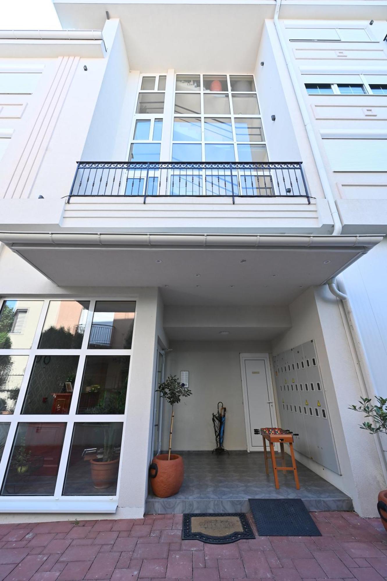 Smestaj Tea Sa Dva Bazena Vrnjacka Banja Exterior photo